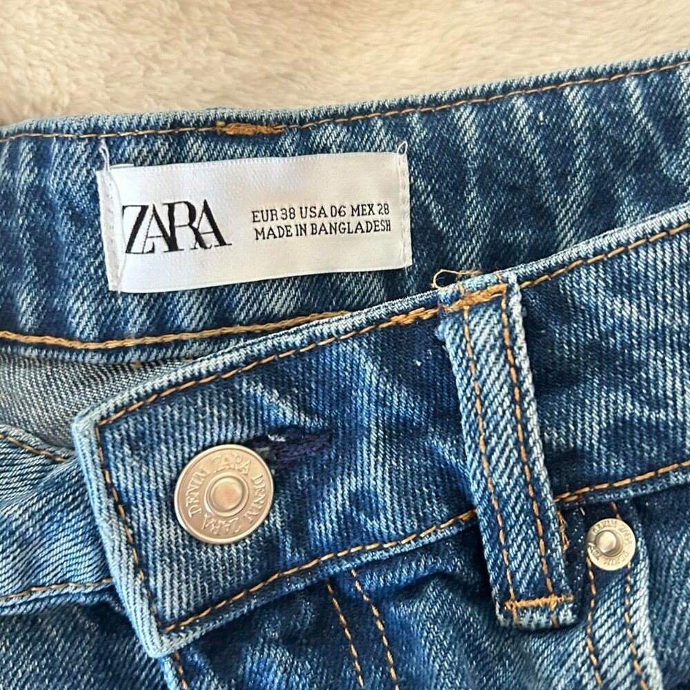 Zara Women's Blue and Navy Shorts - Picture 2 of 3